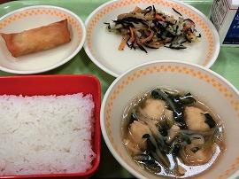 春巻　ひじき中華サラダ　えびボールスープ