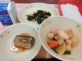 さんま梅煮　生揚げと大根のオイスターソース煮　黒ごま和え