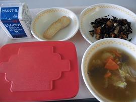 ごはん　牛乳　いか生姜じょう油焼き　ひじきの炒め煮　すいとん汁