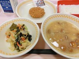 ごはん　牛乳　メンチカツ　ソース　キャベツのごま和え　なめこ汁