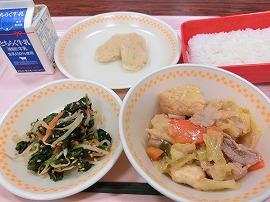 ごはん　牛乳　ジャージャン豆腐　野菜豆腐ナゲット　おひたし