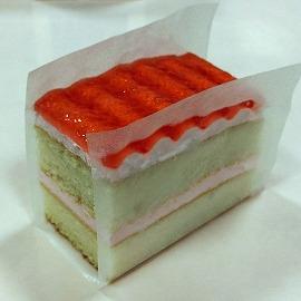 お祝いケーキ