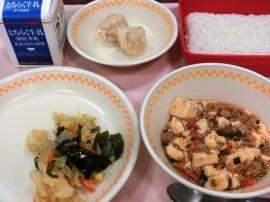 ごはん　牛乳　マーボー豆腐　えびシュウマイ　海藻サラダ