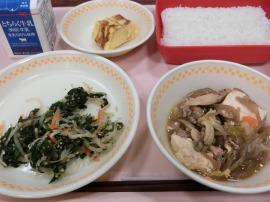 ごはん　牛乳　厚焼き卵　おひたし　肉豆腐
