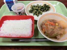 ごはん　牛乳　納豆　味噌肉じゃが　菊花あえ