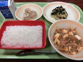 ごはん　牛乳　マーボー豆腐　ポークしゅうまい②　わかめと大豆もやしのナムル