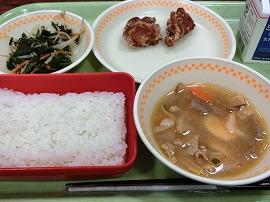 ごはん　牛乳　鶏肉から揚げ②　おひたし　ピリ辛味噌汁