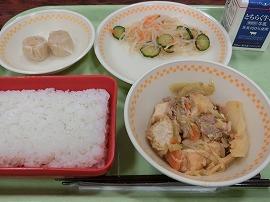 ごはん 牛乳 ジャージャン豆腐 えびしゅうまい②③ 春雨サラダ ごはん 牛乳 ジャージャン豆腐 えびしゅうまい②③ 春雨サラダ